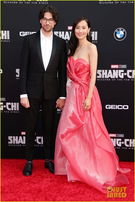 simu liu and awkwafina.